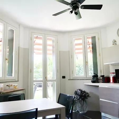Milena Villa *